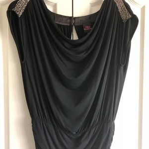 EUC Black 2bebe top